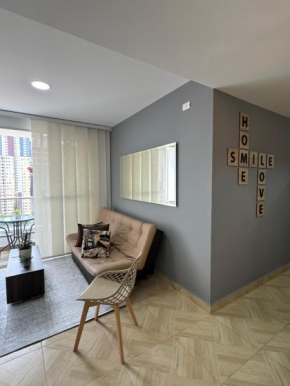 Piso13 Sabaneta, apartment, Parking, Pool & with club in the sky!